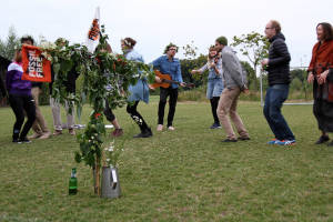 18877054570_921d4b1dc0_z