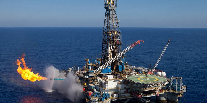 Flaring bij het Jubilee-olieveld. Foto Graphic Business.